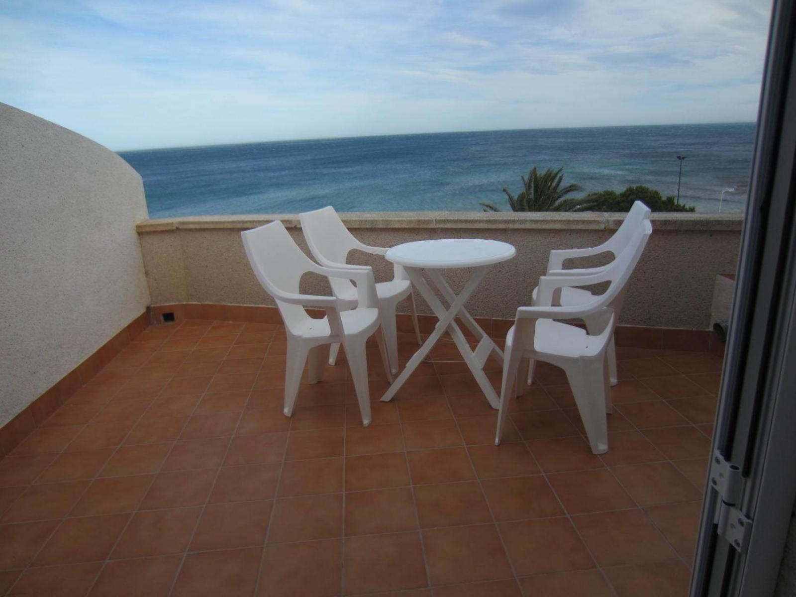 Hotel Llorca Platja de l’Almadrava Zimmer foto
