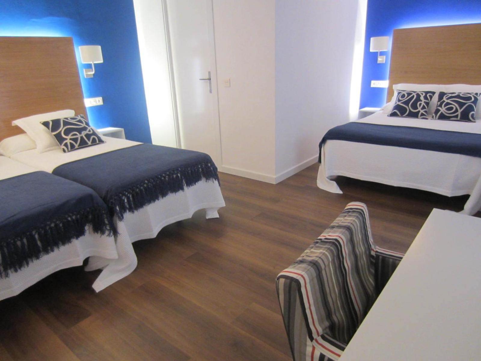 Hotel Llorca Platja de l’Almadrava Zimmer foto