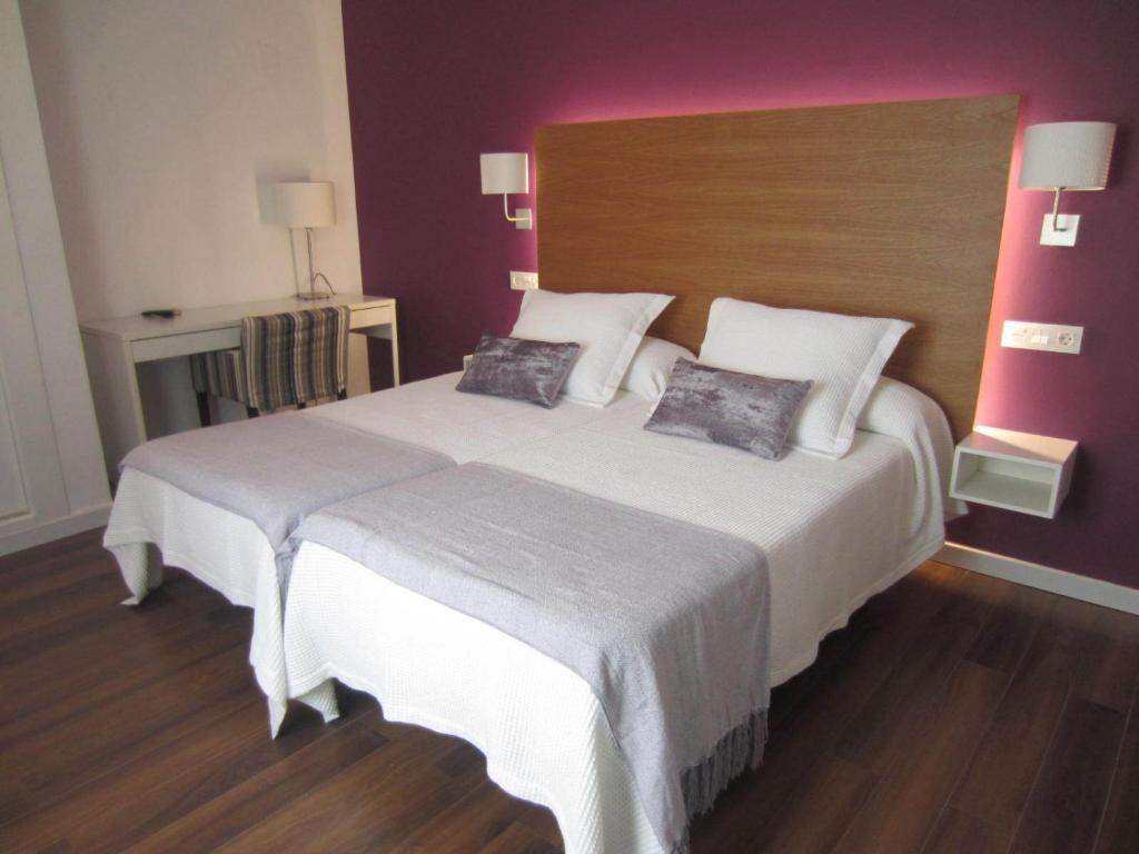 Hotel Llorca Platja de l’Almadrava Zimmer foto